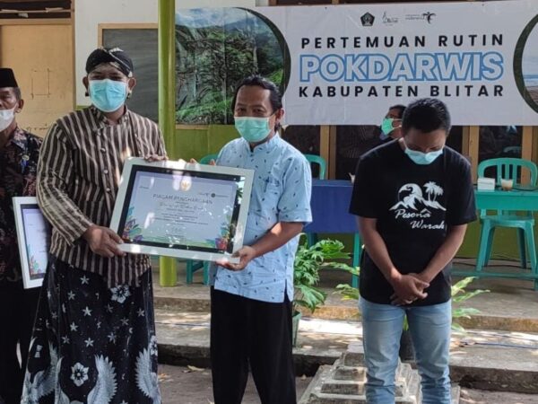 PENGHARGAAN DESA WISATA BADHER BANK DESA TAWANGREJO BINANGUN BLITAR